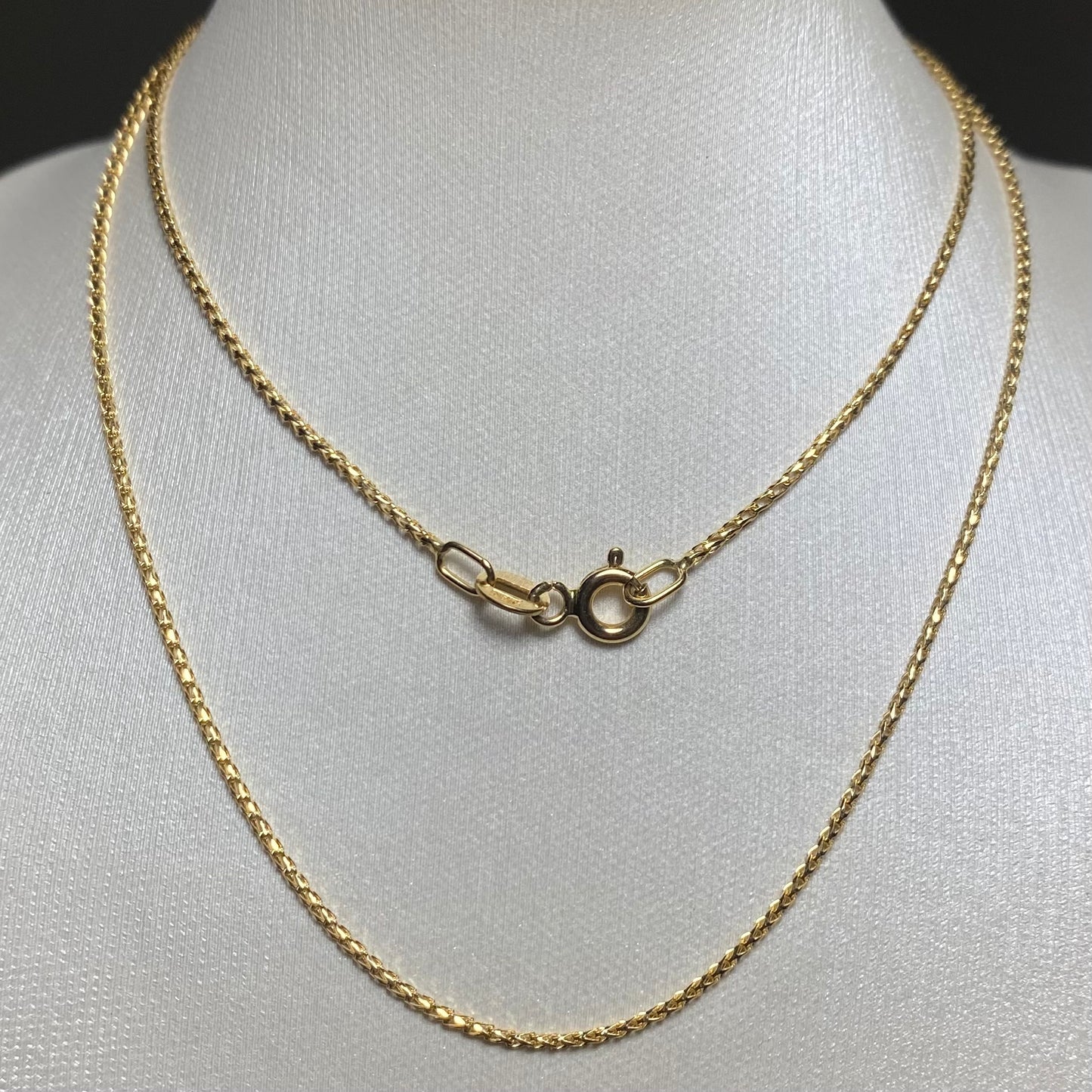 Cadena Espiga en oro 18k