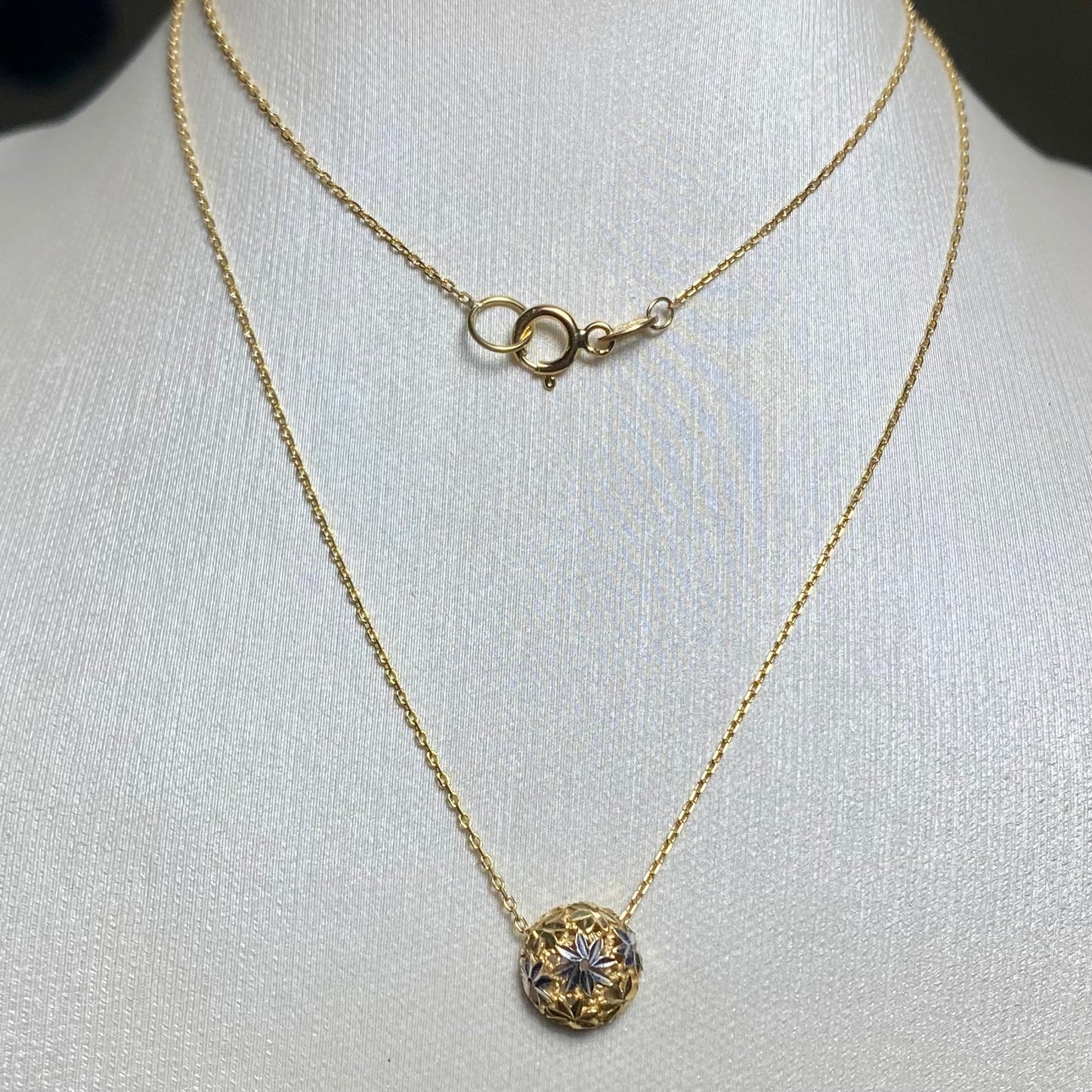 Cadena Rolo y colgante de Flores en oro 18k