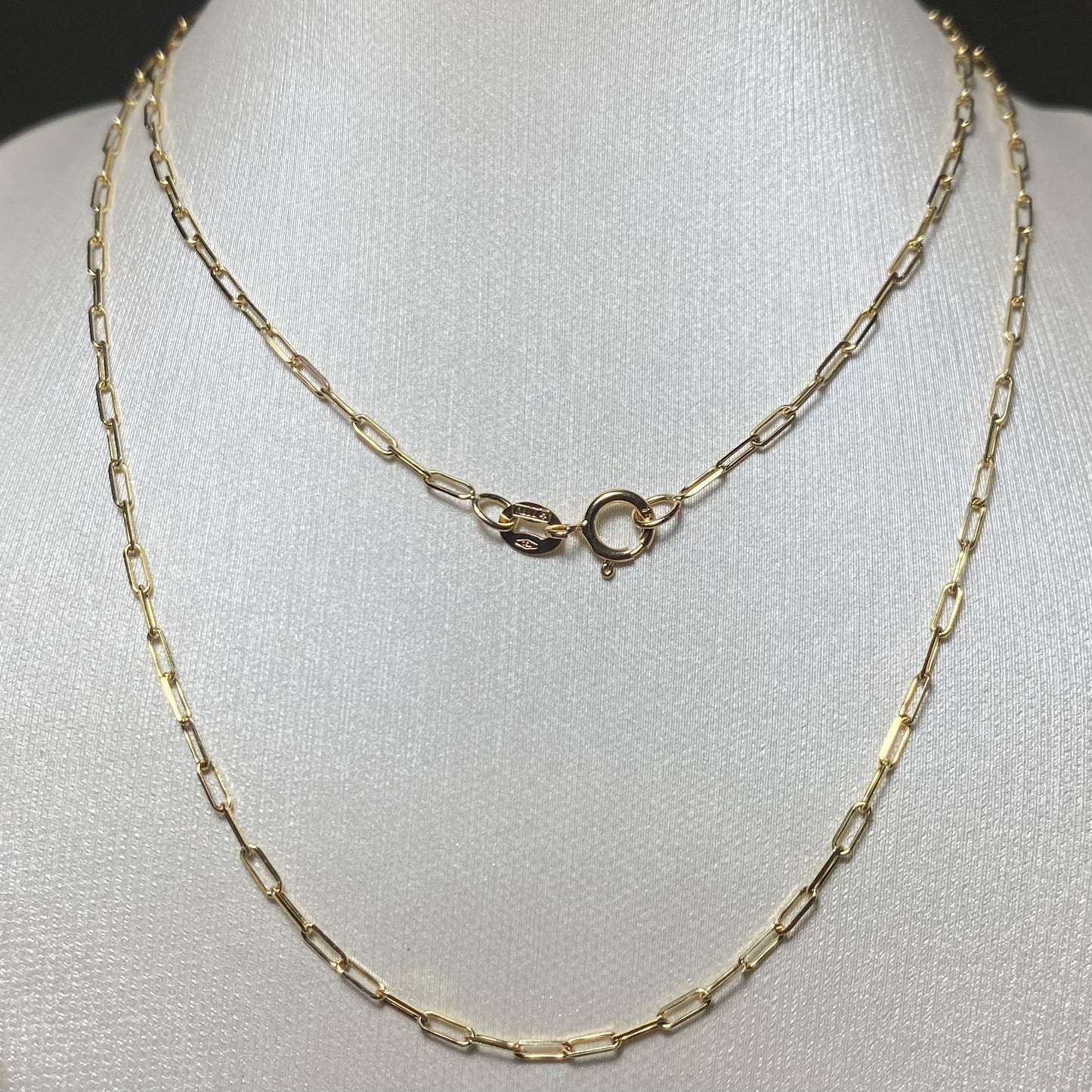 Cadena con eslabones largos en oro 18k